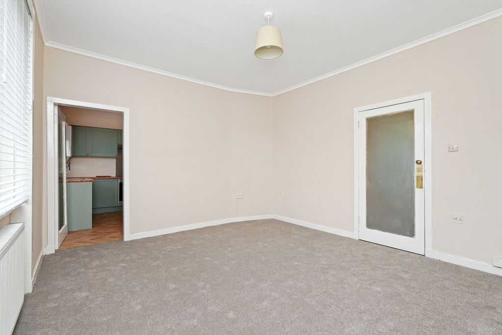 Property photo 3 of 11 Property Image 3