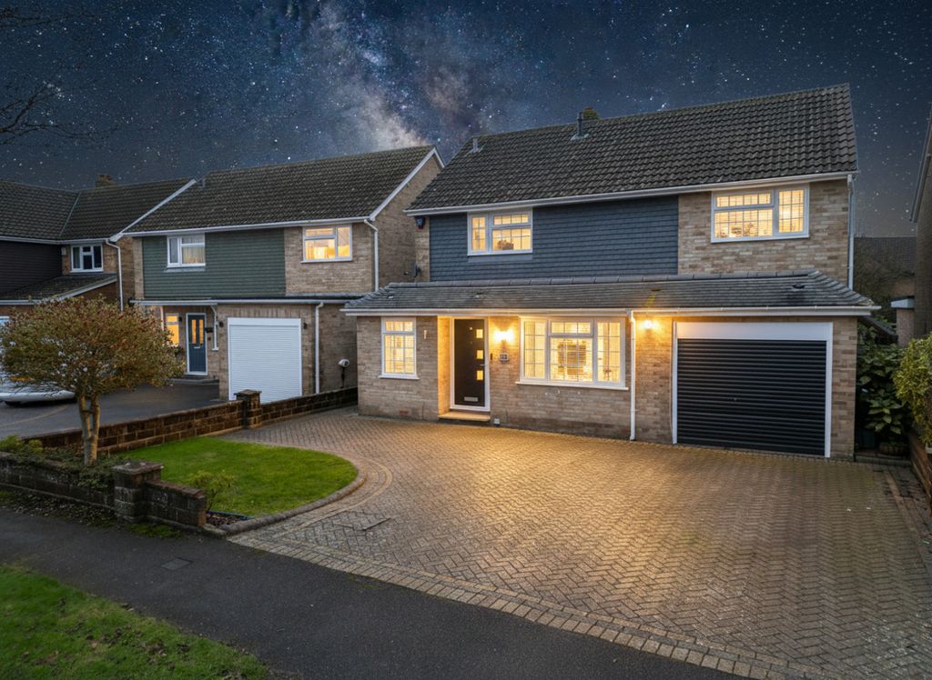 Property photo 1 of 18