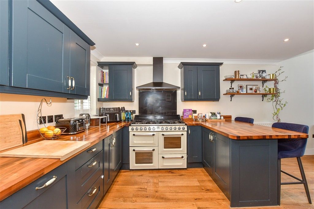 Property photo 3 of 14 Kitchen/Breakfast Room