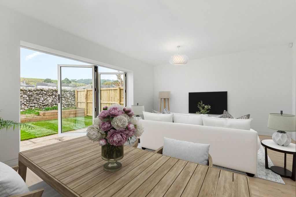 Property photo 3 of 18 Picture No. 11