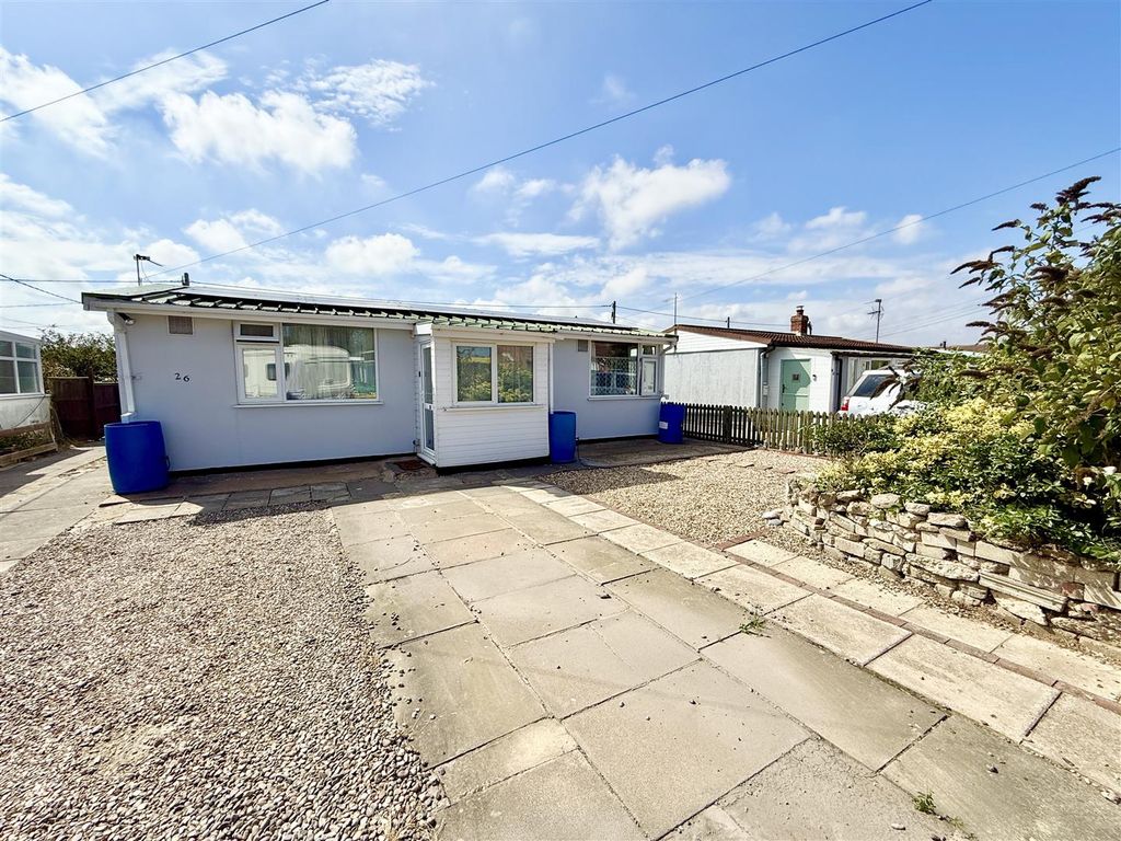 Property photo 1 of 18 Front