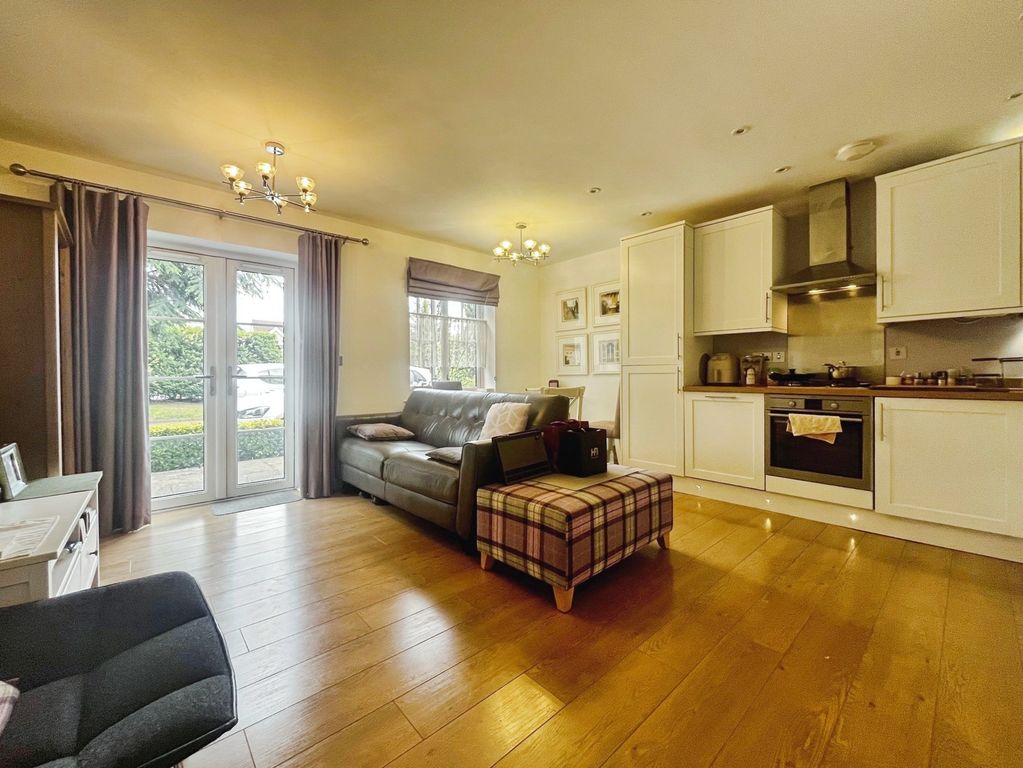 Property photo 2 of 12 Pbox-Img.Jpg