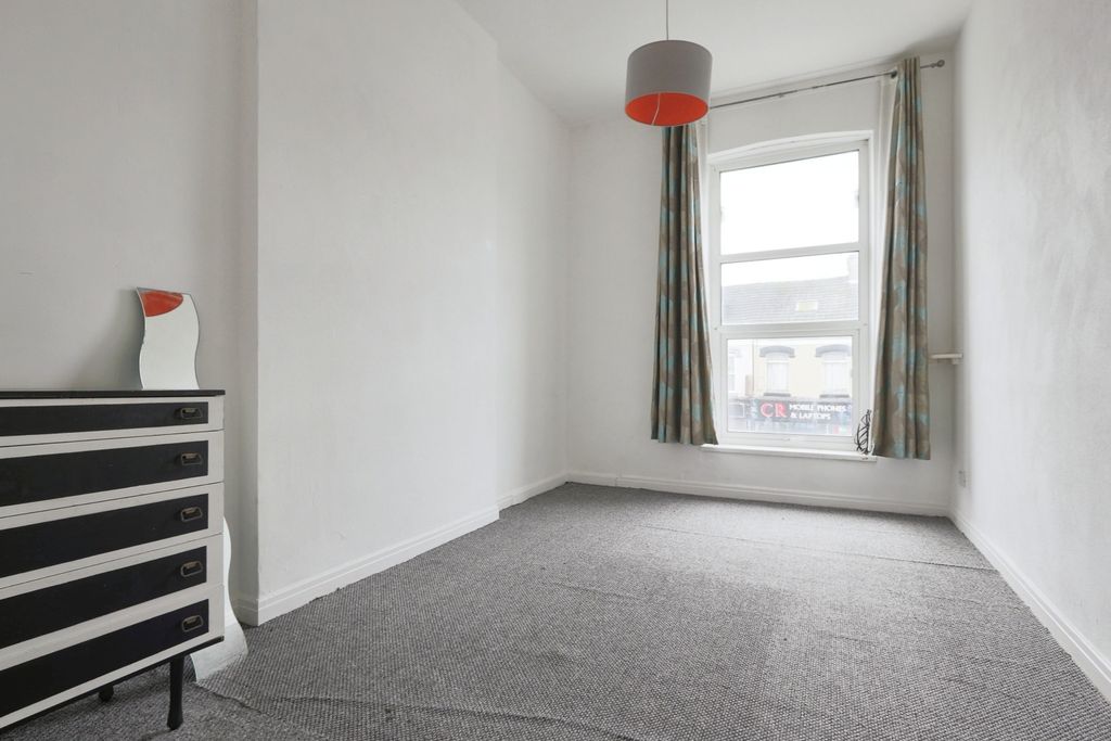 Property photo 3 of 5 3586966