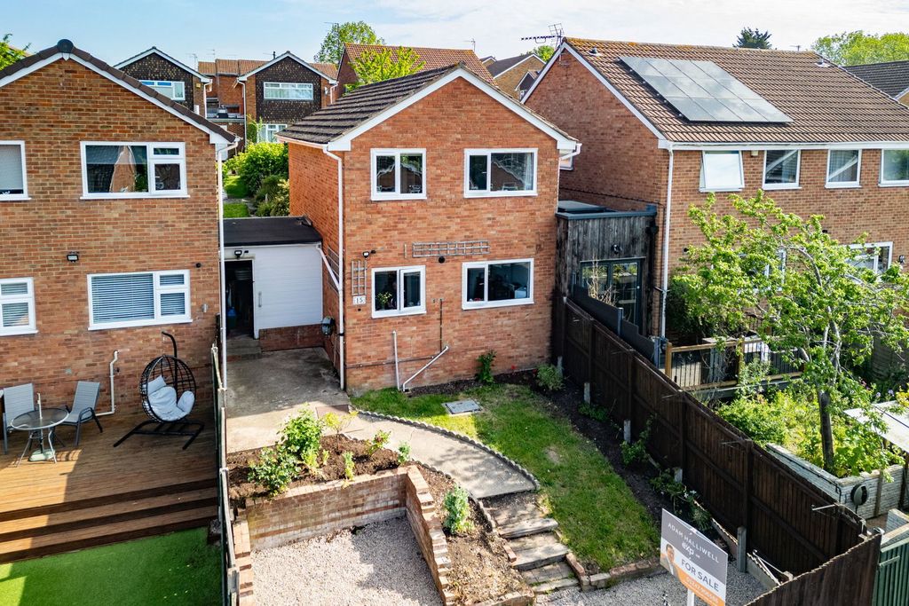Property photo 2 of 14