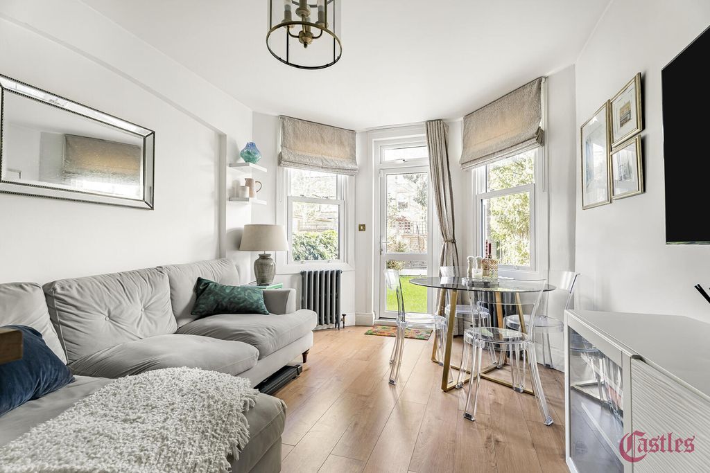 Property photo 2 of 18 Dining Room