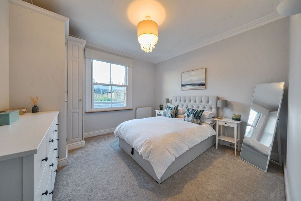 Property photo 3 of 12 Picture No. 21