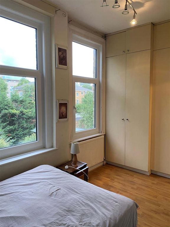 Property photo 1 of 6 50d Brondesbury Villas Nw6 New.Jpg
