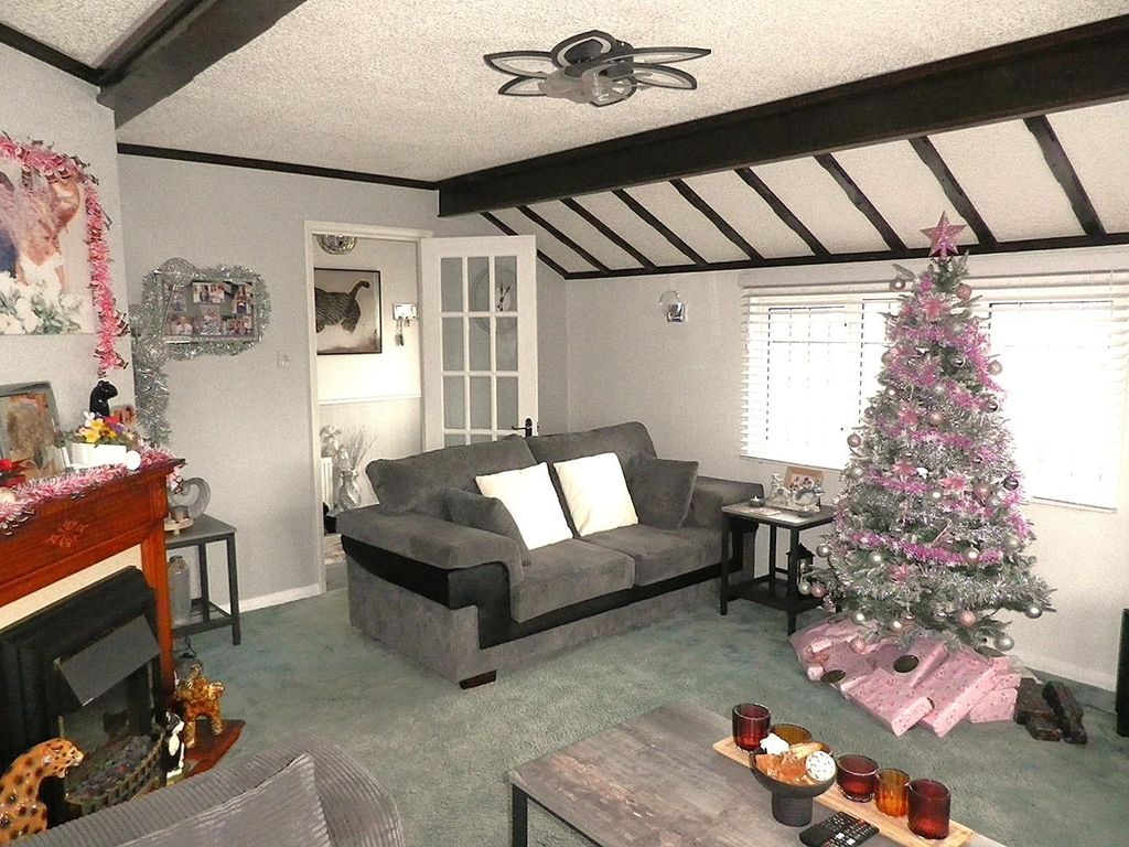 Property photo 3 of 17 Imgp0026 Edit.Jpg