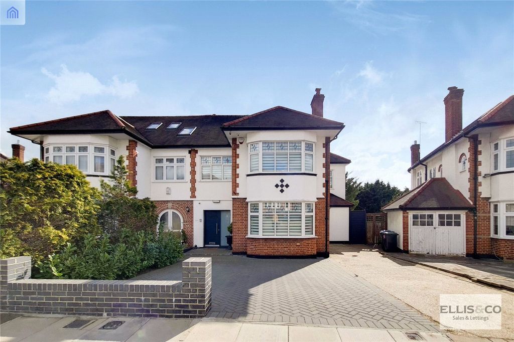 Property photo 1 of 21 Picture No. 01