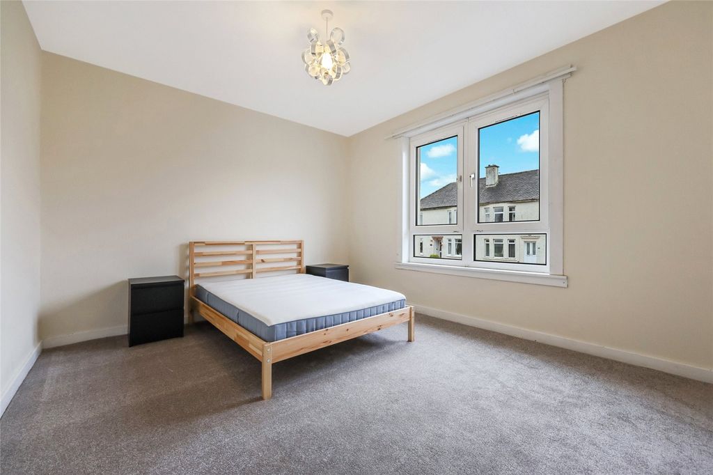 Property photo 2 of 14 Bedroom 1