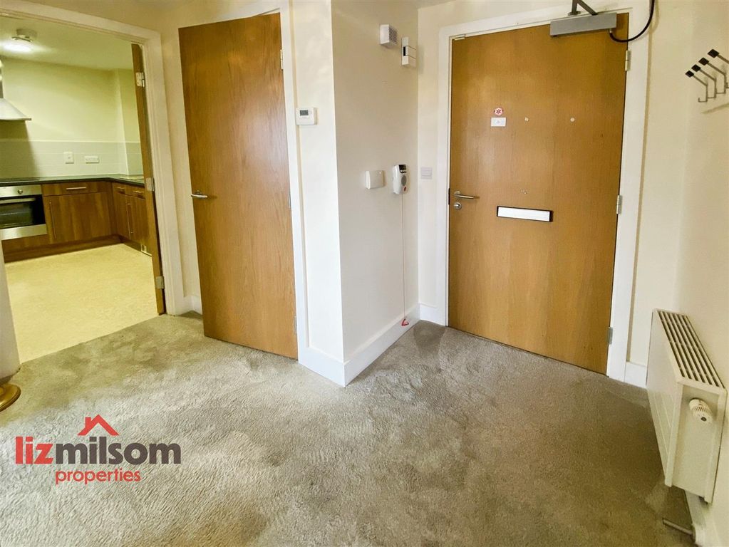 Additional image 8 of 1 bed flat for sale2nd Floor Apartment, Oakland Village, Hall Farm Road, Swadlincote DE11