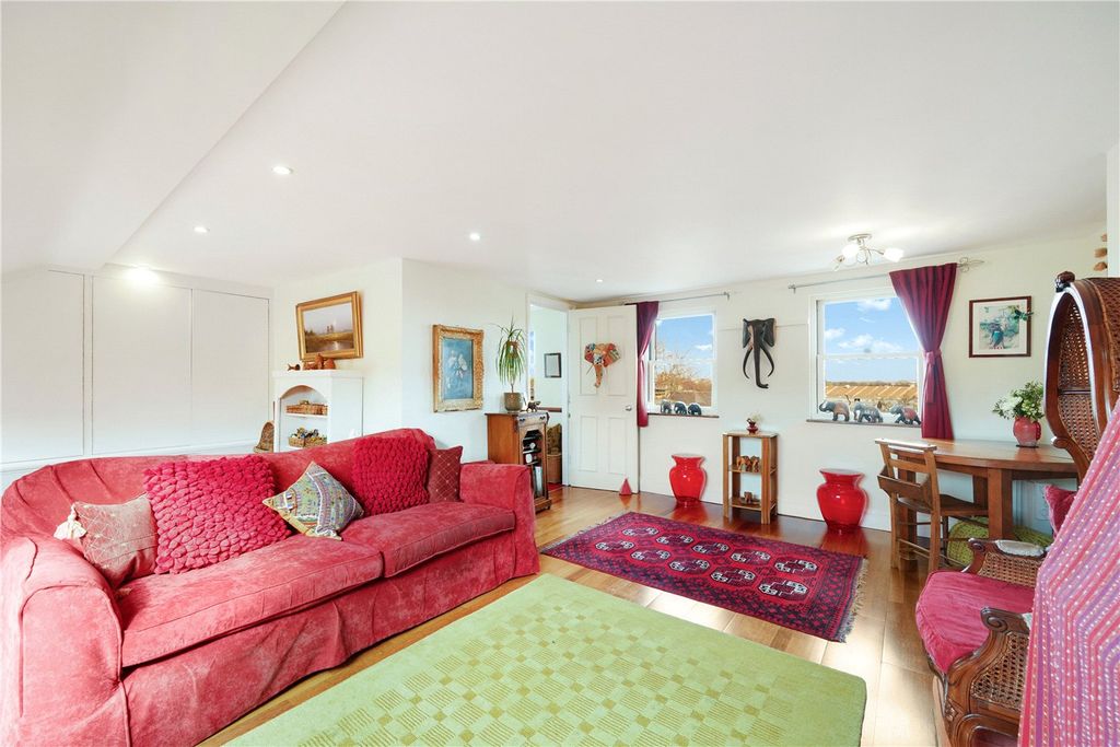 Property photo 3 of 23 Picture No. 23