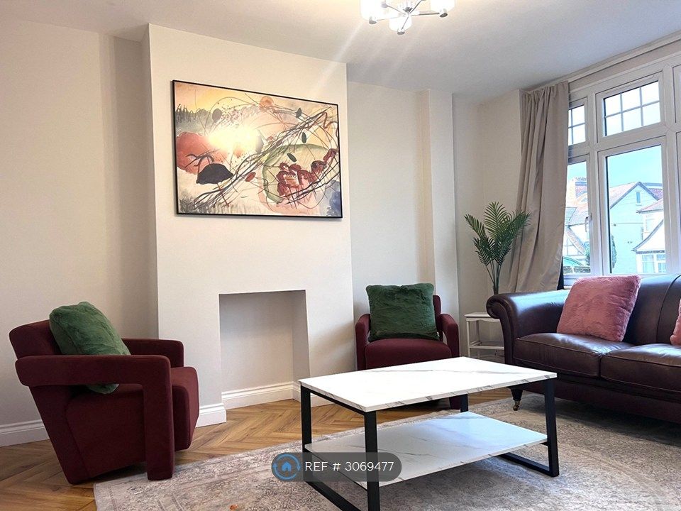Property photo 2 of 29