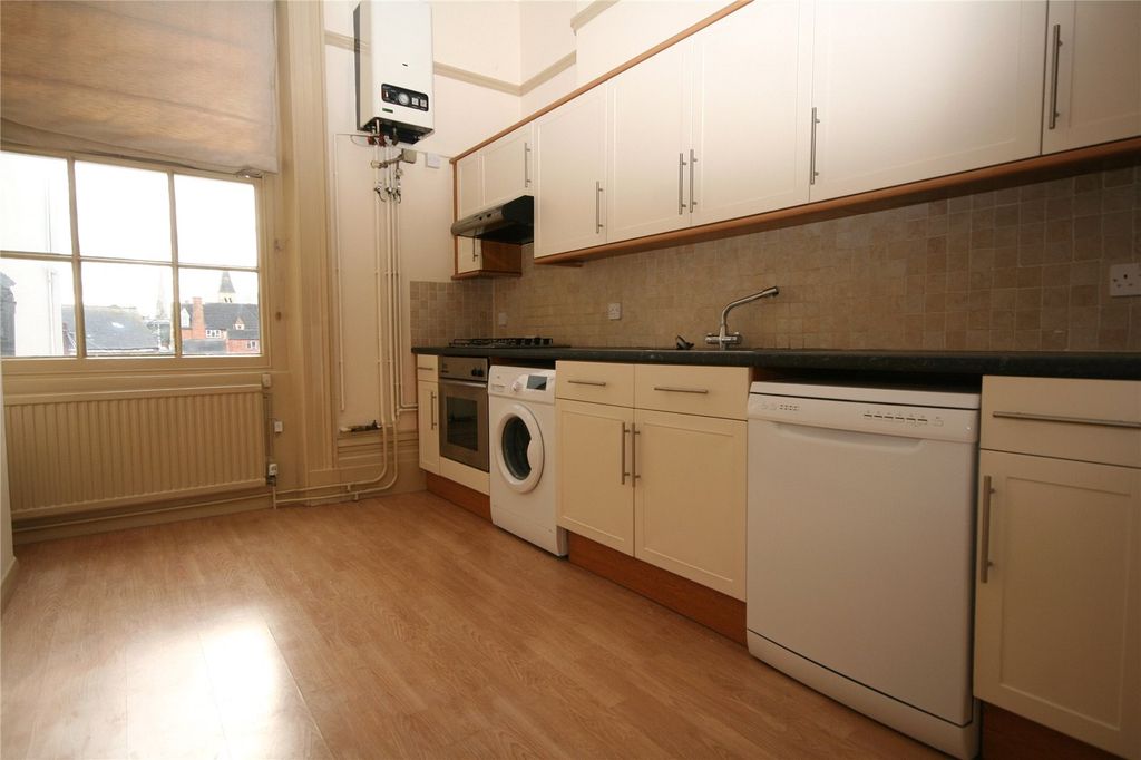 Property photo 3 of 7 Picture No. 13