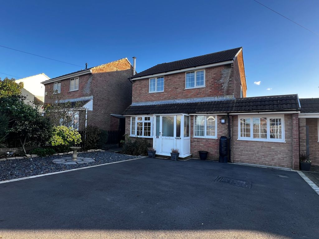 Property photo 1 of 23