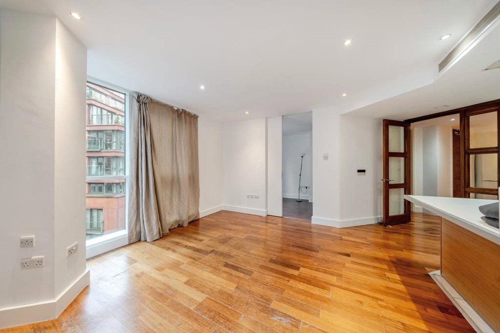 Property photo 2 of 19 Picture No. 12