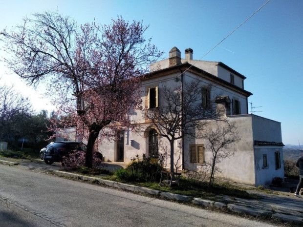 Property photo 1 of 20