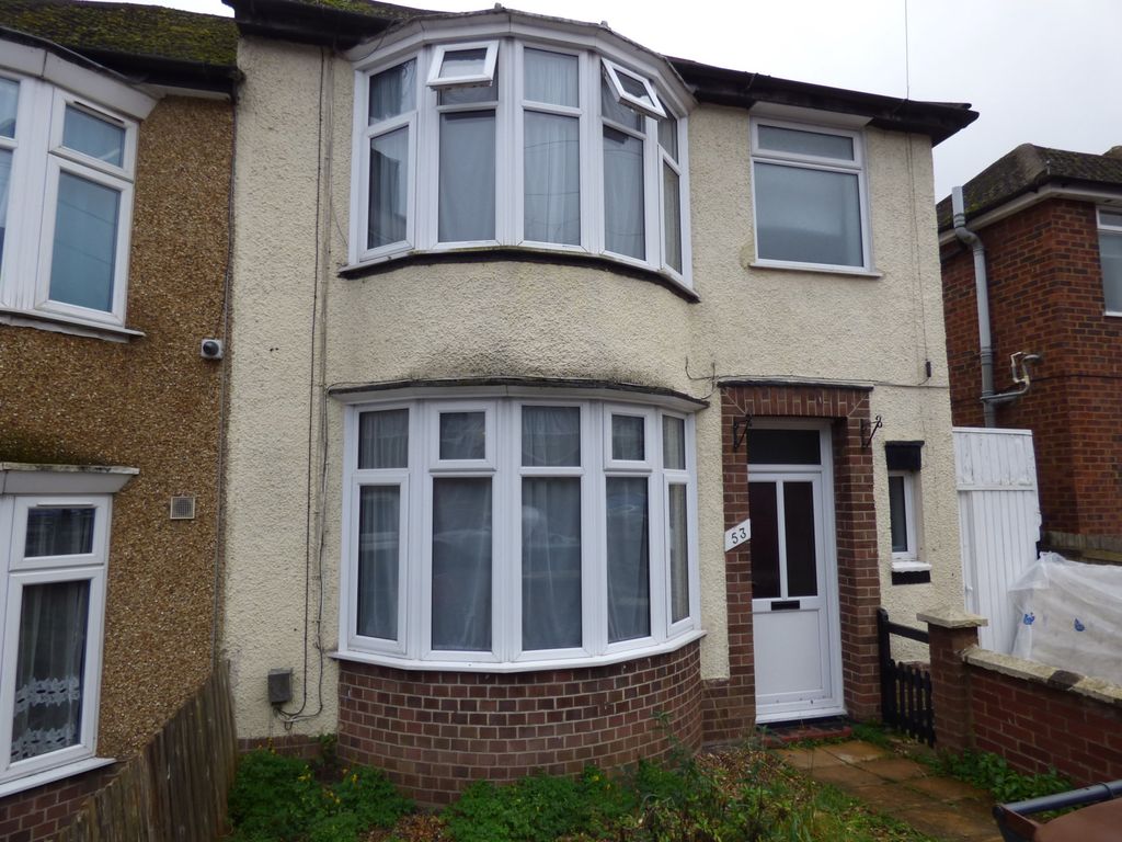 Property photo 1 of 16 Available 11th May 2026 This 3 Bedroom House Is For Rent