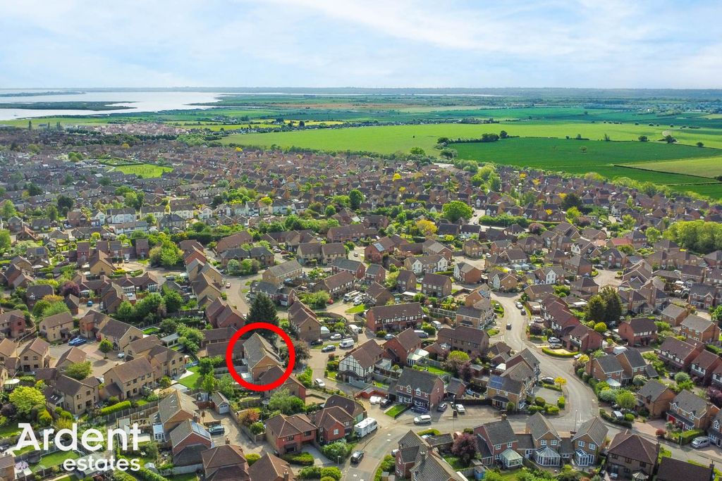 Property photo 2 of 21