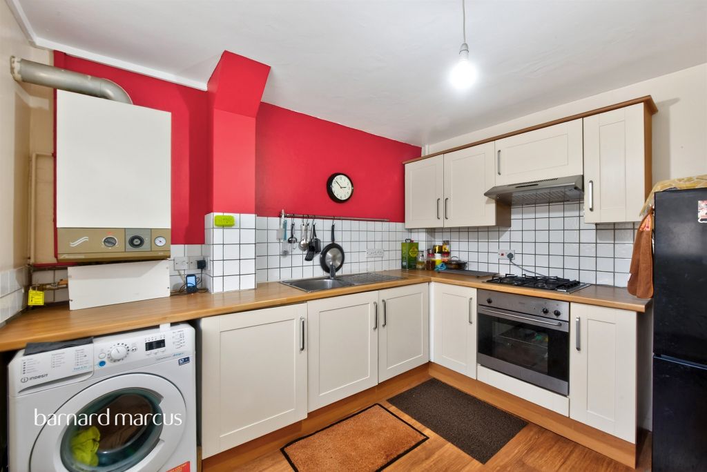 Property photo 3 of 8