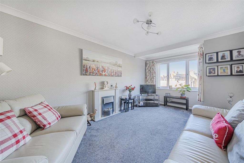 Property photo 2 of 18 1381392-6-691B35A070640.Jpg