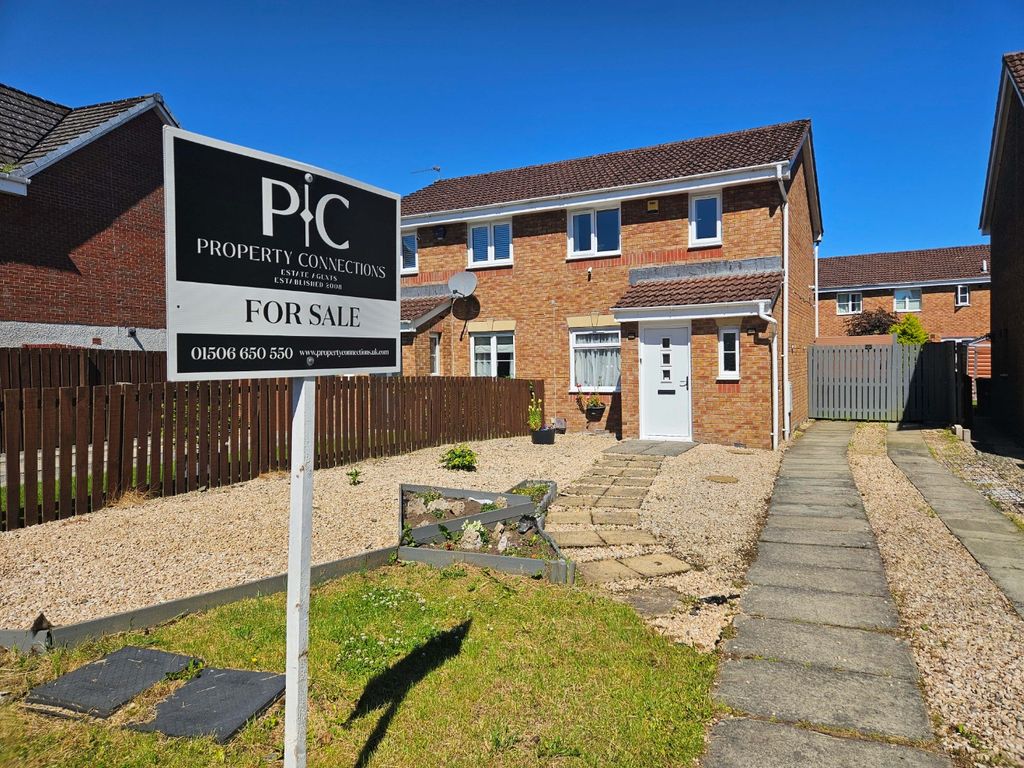 Property photo 1 of 21 5236391