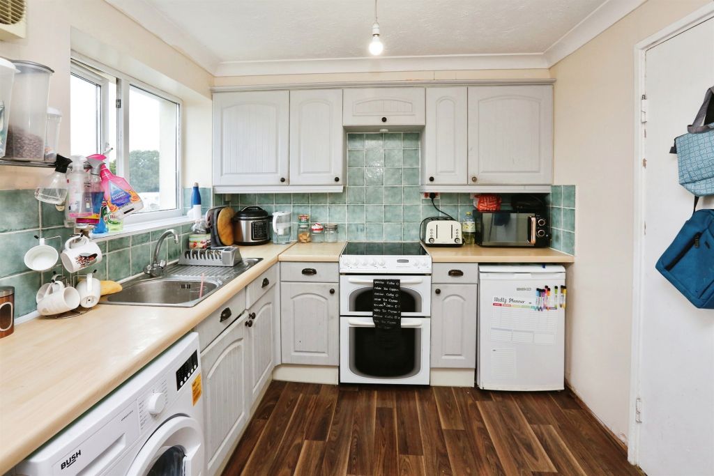Property photo 2 of 10