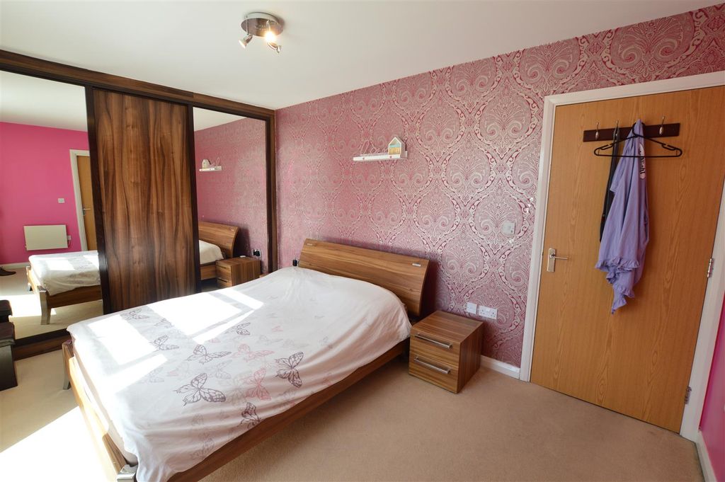 Property photo 3 of 8 Dsc_0053 (1).Jpg