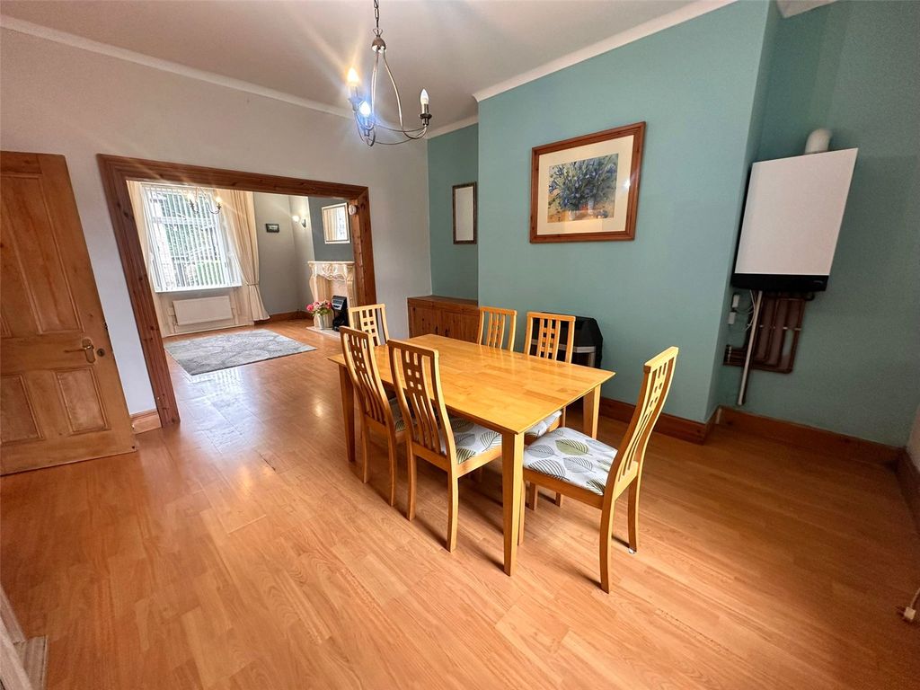 Property photo 2 of 14 Picture No. 13