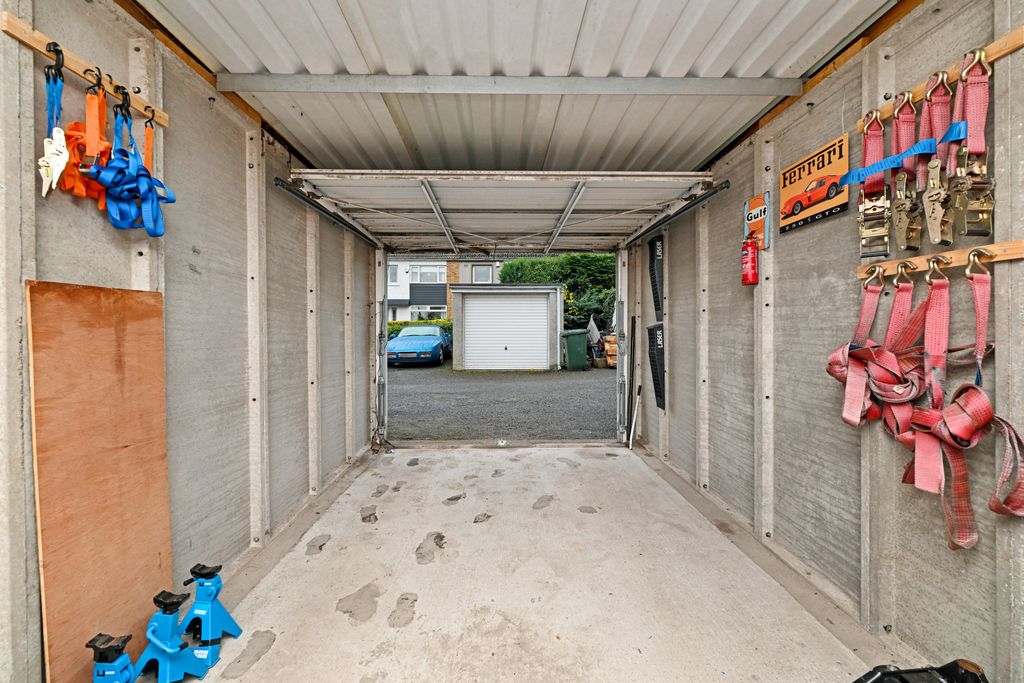 Property photo 3 of 7 Property Image 3