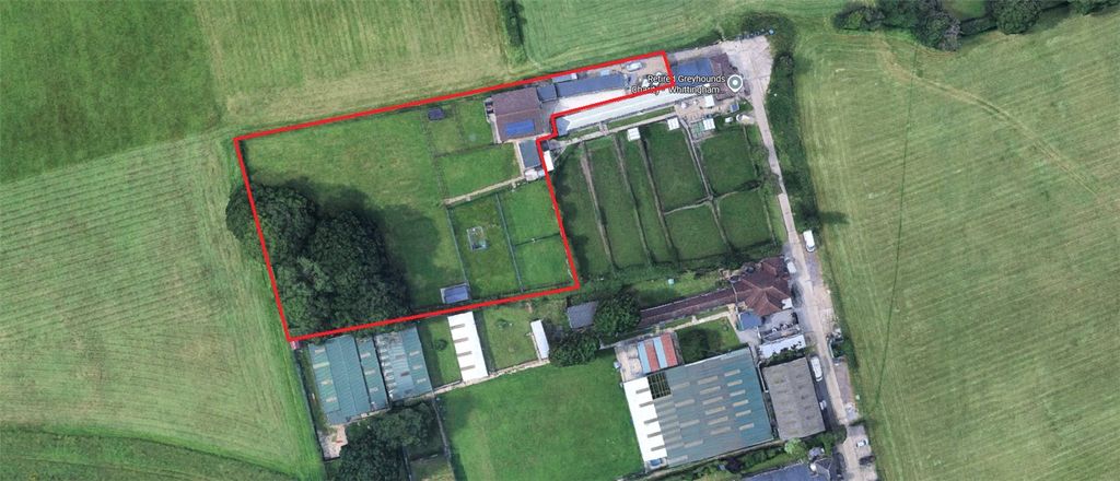 Property photo 1 of 31 Picture No. 32