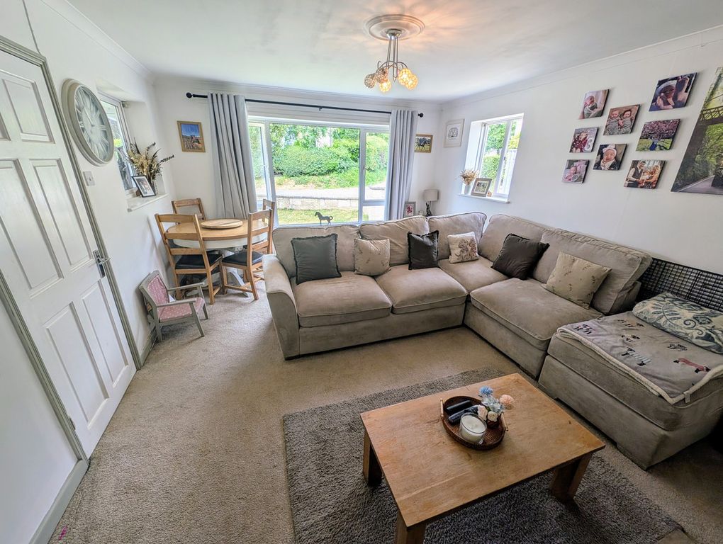 Property photo 3 of 30