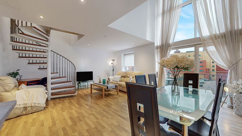 Property photo 2 of 38 22-Print-87 Dunlop Street Flat 1.8 The Metropole_1