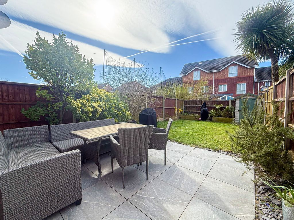 Property photo 3 of 18