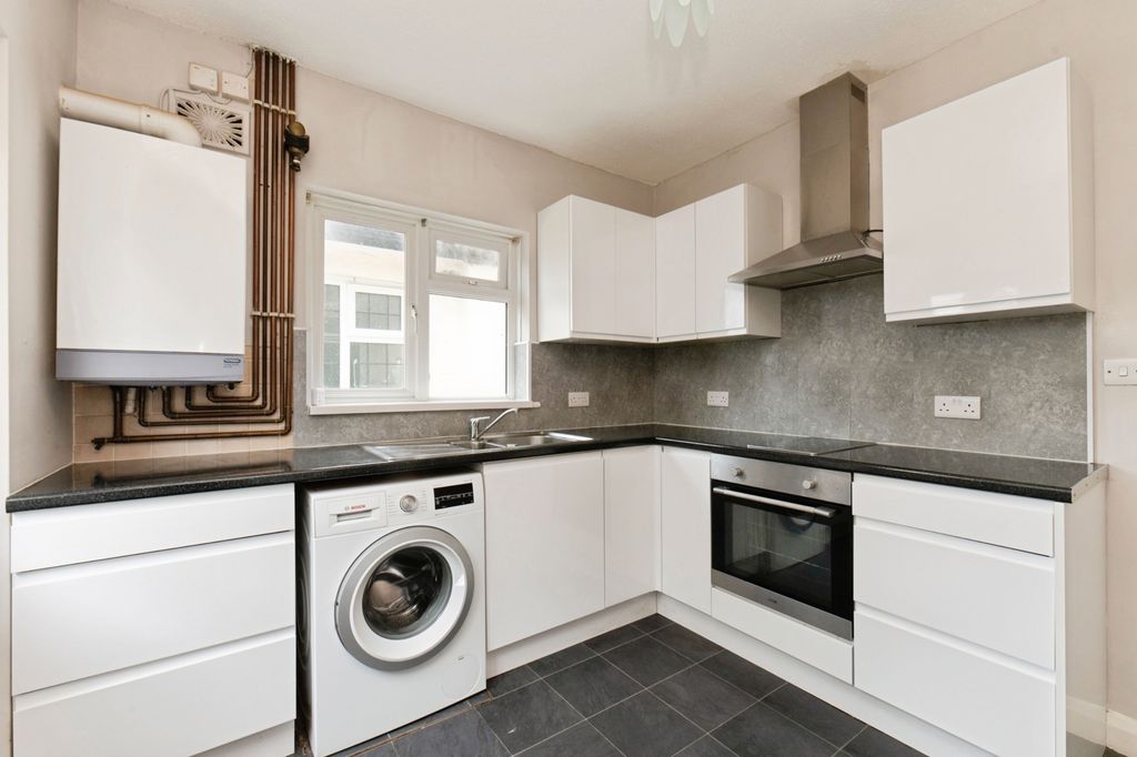 Property photo 1 of 13 Photo