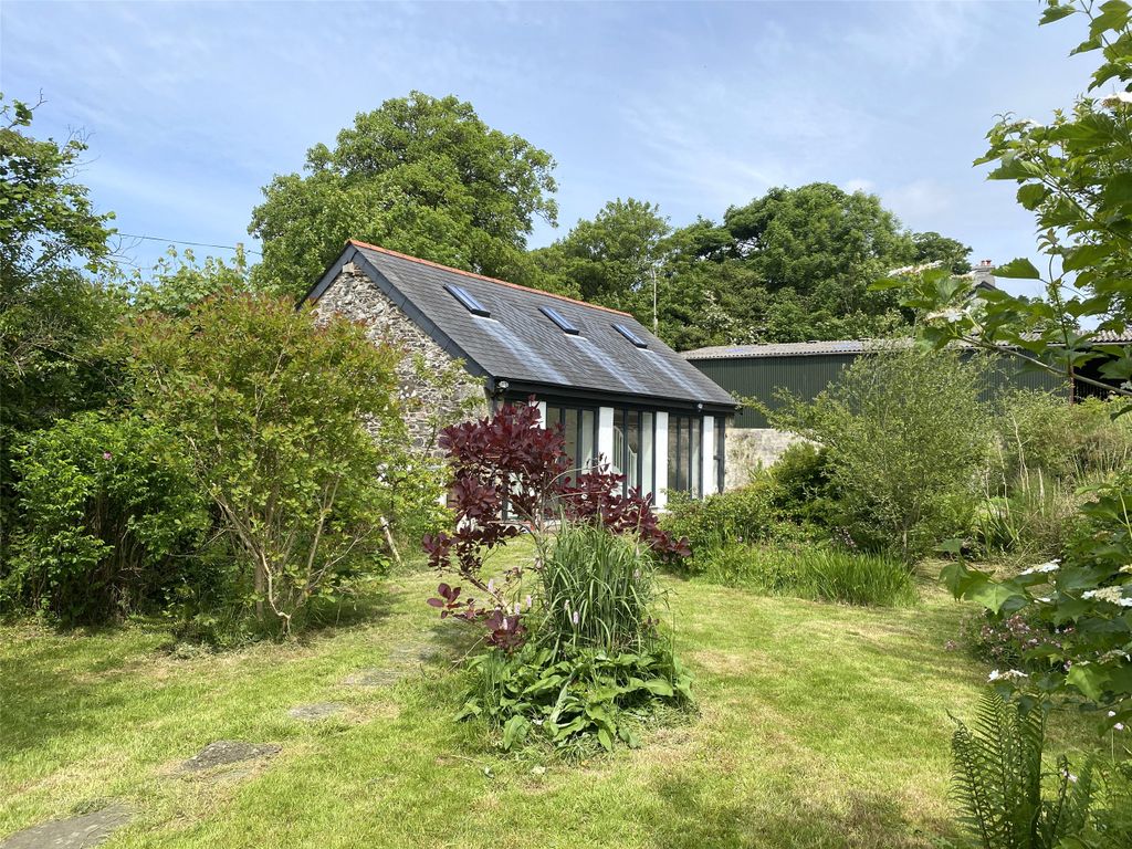 Property photo 1 of 17 Picture No. 01