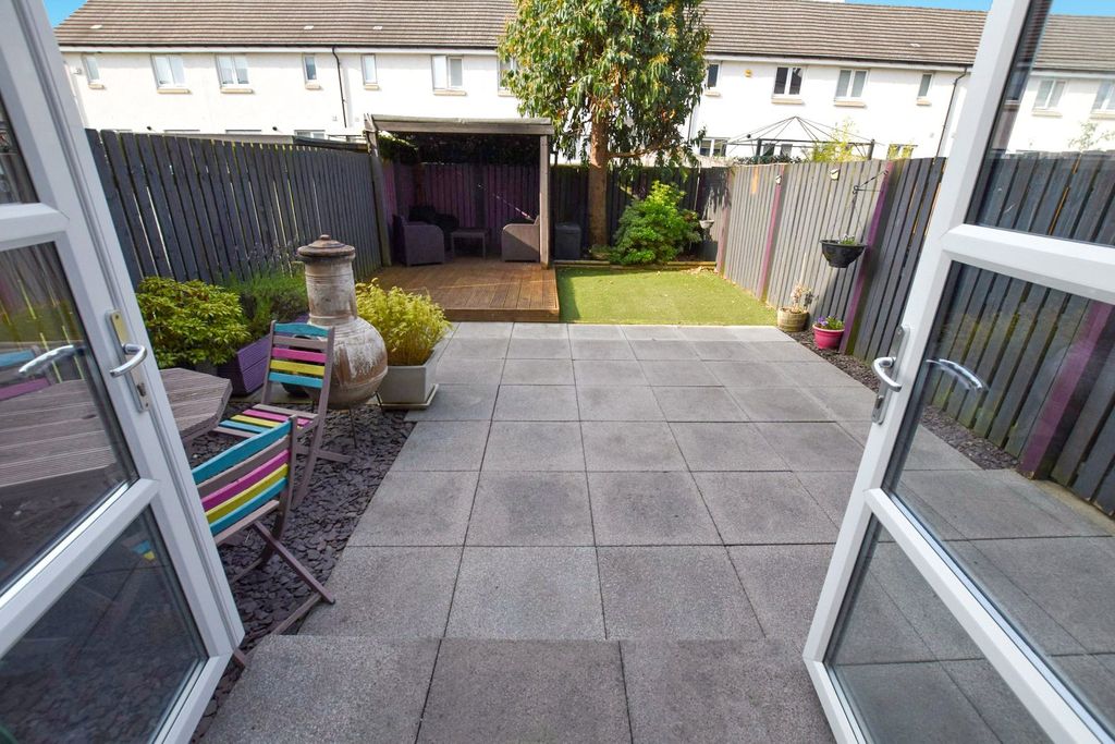 Property photo 2 of 23 Picture No. 06