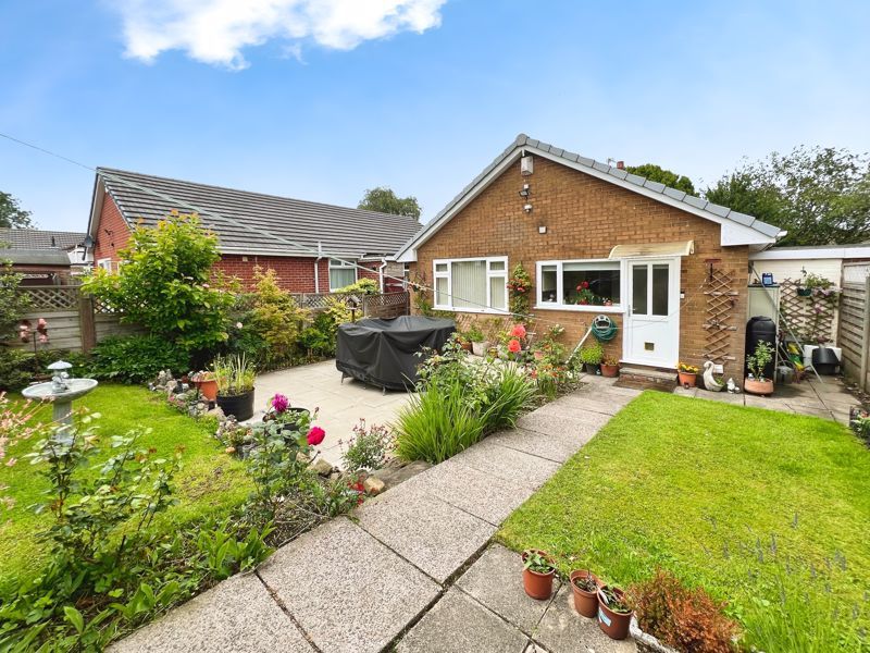 Property photo 1 of 13 External