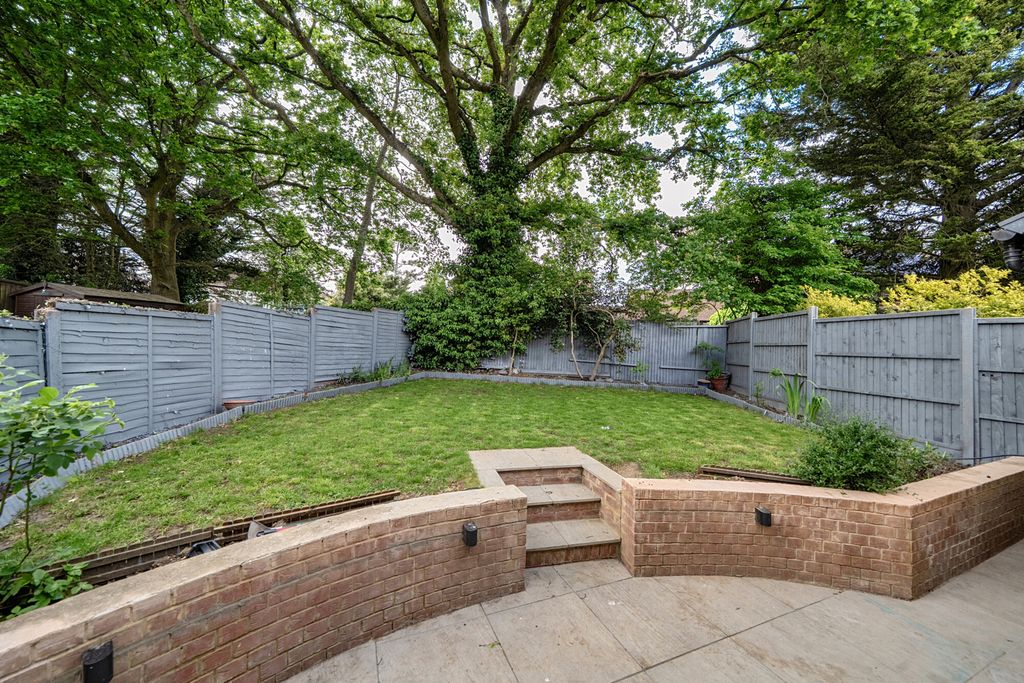 Property photo 2 of 20 1456448-20-6A0359...