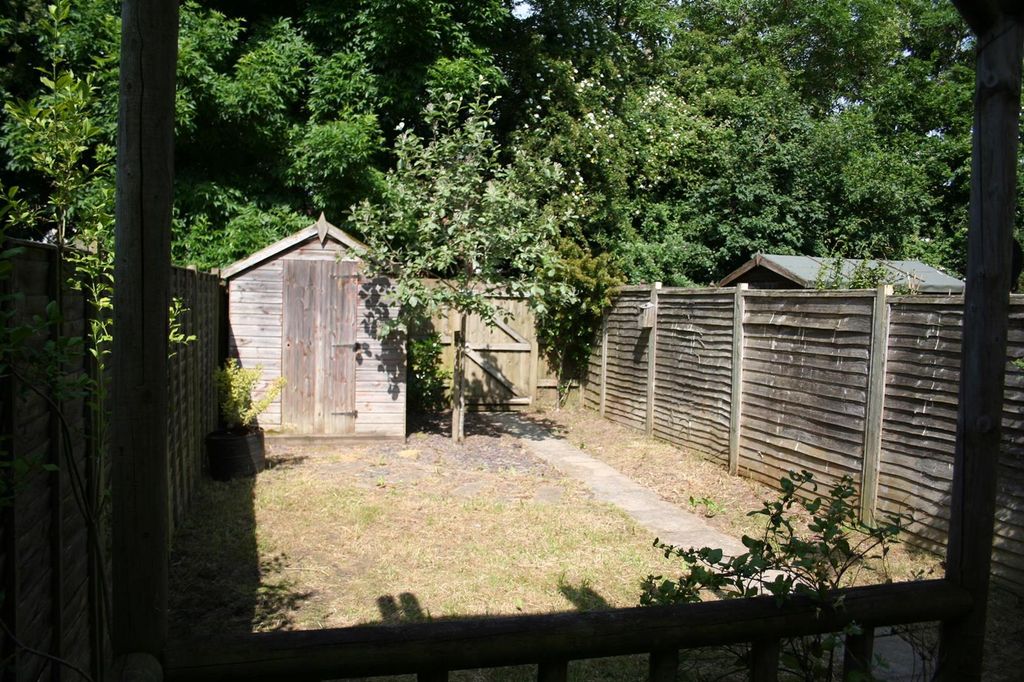 Property photo 3 of 4