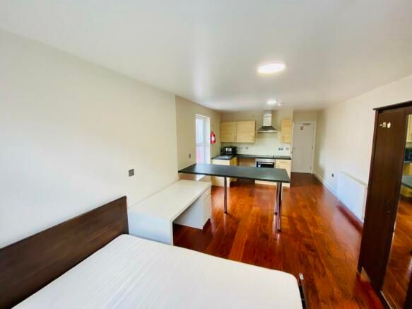 Property photo 2 of 5 Image