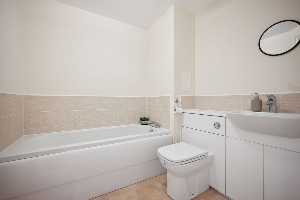 Additional image 13 of 2 bed flat for saleRollock Street, Stirling FK8