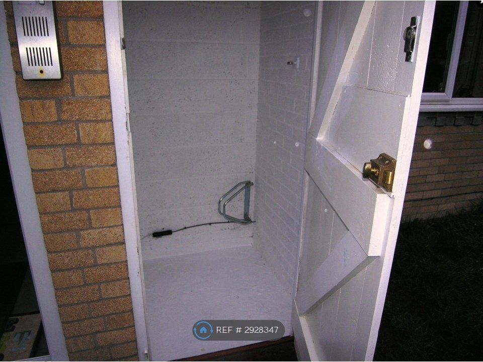 Property photo 3 of 9 Bike Shed / Store