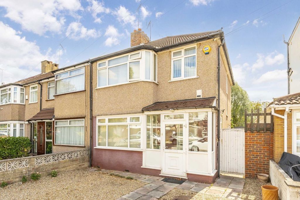 Property photo 1 of 5