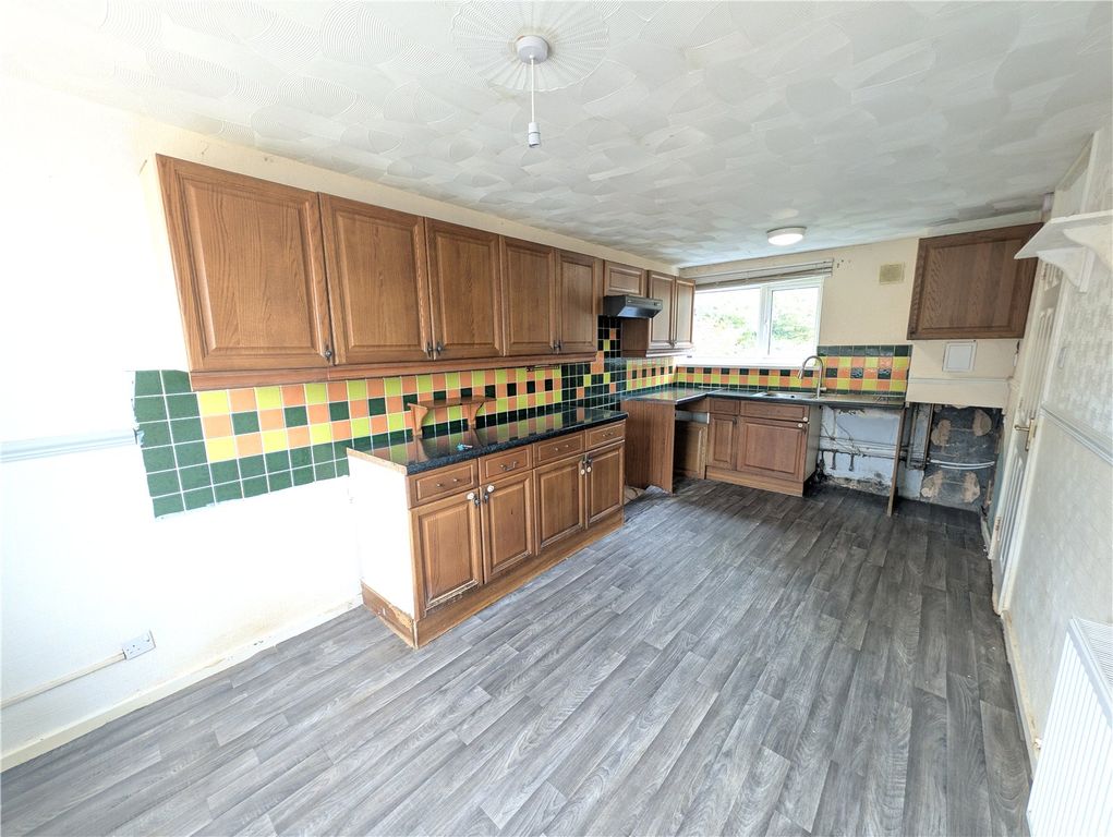 Property photo 3 of 8 Picture No. 08