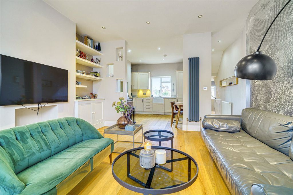 Property photo 2 of 10 Picture No. 48