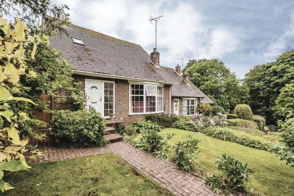 Property photo 1 of 16 Pbox-Img.Jpg