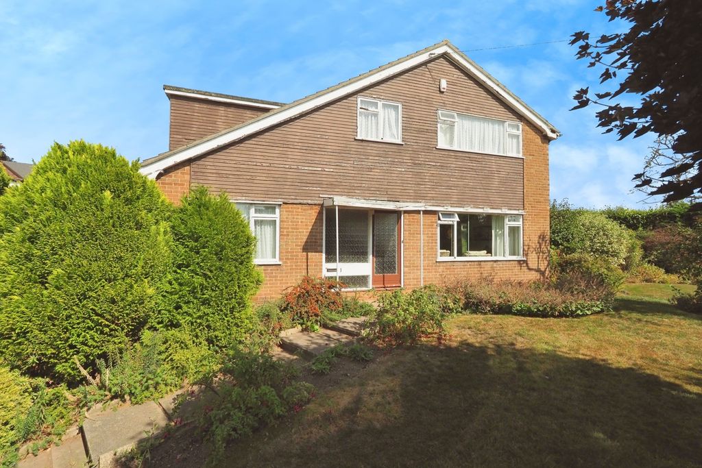 Property photo 1 of 18 Front