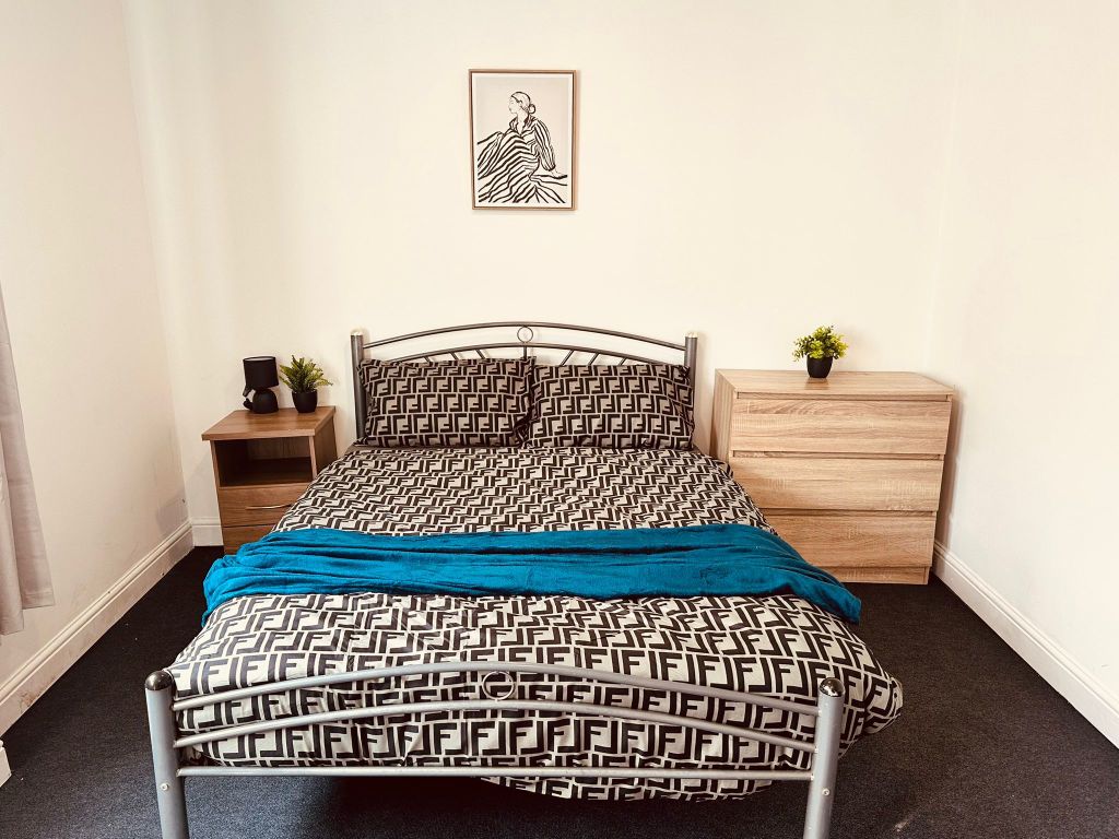 Property photo 1 of 4