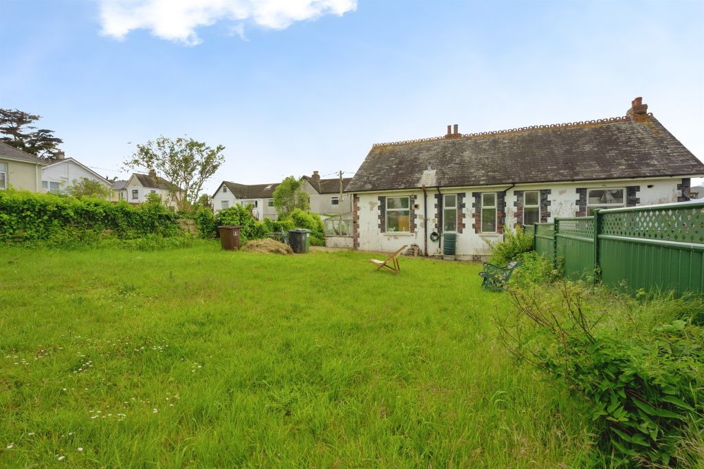 Property photo 3 of 18